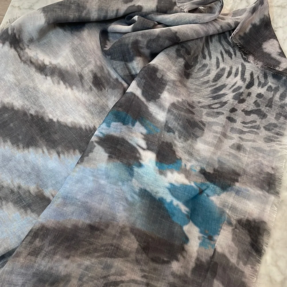 🔥5 for $15🔥 - Coco + Carmen animal print wrap - Picture 2 of 9